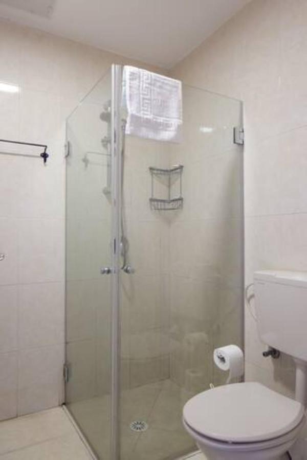 Ourplace Nachalat Binyamin Tel Aviv Exterior photo