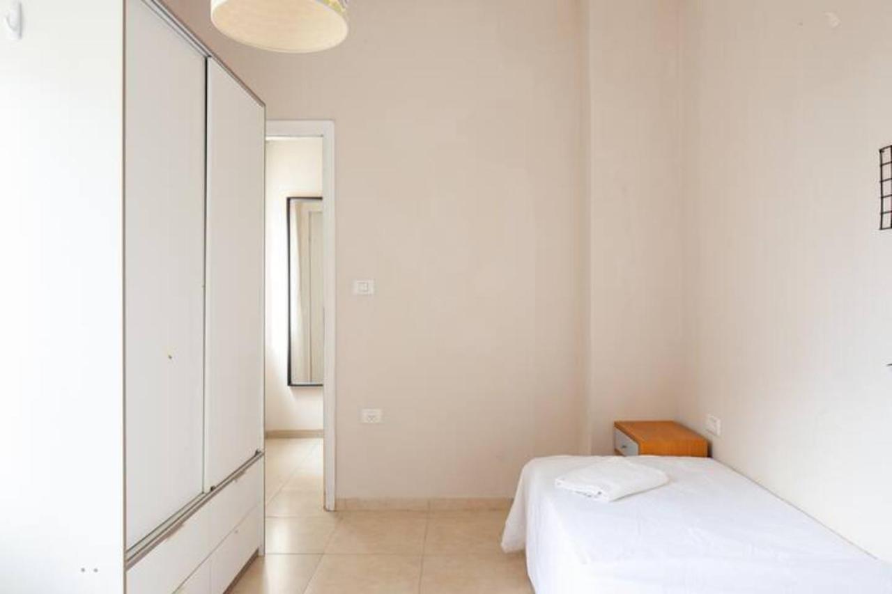 Ourplace Nachalat Binyamin Tel Aviv Exterior photo